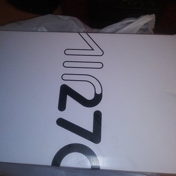 Nike 270 reacts - Picture 4 of 6